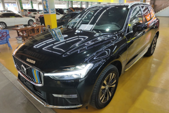 沃尔沃XC60 2025款 B5 四驱智逸豪华版