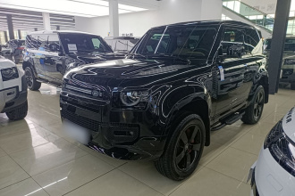 路虎卫士 2024款 90 3.0T P400 HSE