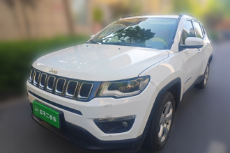 Jeep 指南者 2017款 200T 自动家享版