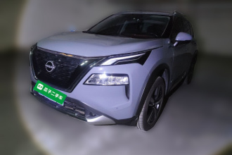 日产 奇骏 2023款 e-POWER 超混双电机四驱至尊版