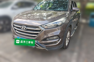 现代 途胜 2015款 1.6T 双离合两驱智能型
