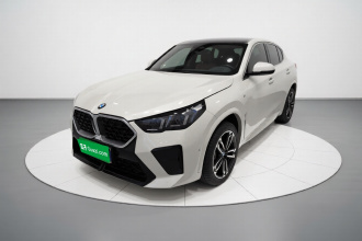 宝马X2(进口) 2024款 sDrive25i M运动套装