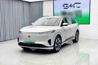 东风奕派 eπ008 2024款 636Max纯电版 6座