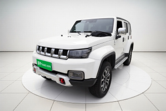北京越野 北京BJ40 2019款 2.3T 自动四驱城市猎人版尊享型 国VI