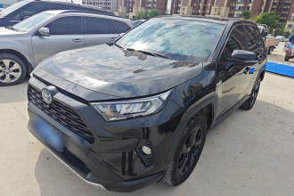 丰田 RAV4荣放 2020款 双擎 2.5L E-CVT四驱精英PLUS版