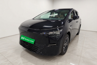 小鹏X9 2025款 纯电 740超长续航 Max