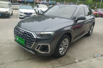 奥迪Q5L 2022款 改款 40T 豪华动感型