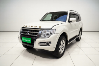 三菱 帕杰罗(进口) 2019款 3.0L 自动舒适版