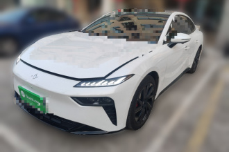 东风奕派 eπ007 2024款 200Pro增程版