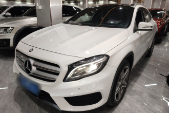 奔驰GLA 2015款 GLA 260 4MATIC 运动型