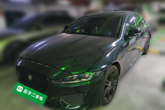 捷豹XEL 2024款 2.0T 250PS R-DYNAMIC S耀黑运动版