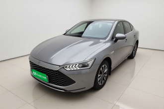 比亚迪 秦PLUS 2024款 荣耀版 DM-i 55KM领先型