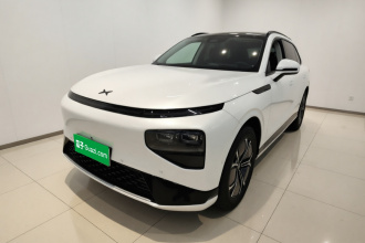 小鹏G9 2022款 570 Plus