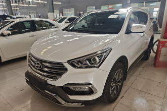 现代 胜达 2017款 2.0T 自动四驱智能型 7座