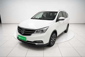 宝骏730 2019款 1.5L 手动时尚型 7座 国VI