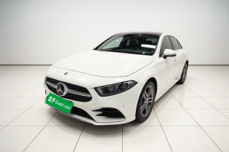 奔驰A级 2022款 改款 A 180 L 运动轿车