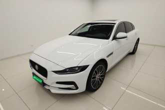 捷豹XEL 2020款 2.0T 200PS S进取优雅版