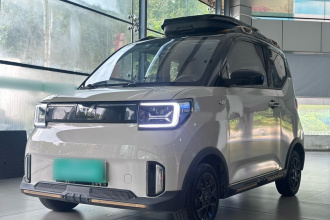五菱汽车 宏光MINIEV 2022款 GAMEBOY 300km 玩咖款 磷酸铁锂