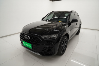奥迪Q5L 2024款 40 TFSI 时尚动感型
