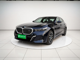 宝马i5 2024款 eDrive 35L M运动套装