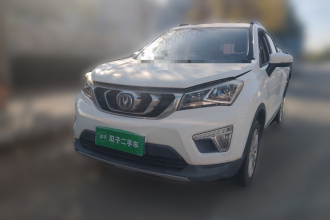 长安CS15 2016款 1.5L 手动豪华版