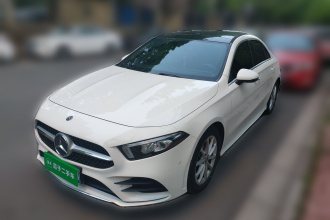 奔驰A级 2020款 A 200 L 运动轿车