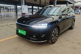 鸿蒙智行 问界M9 2024款 增程 Ultra版 52kWh 6座版