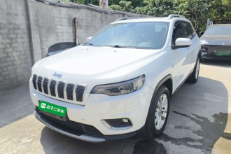 Jeep 自由光 2019款 2.0T 两驱智享版 国VI