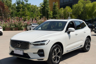 沃尔沃XC60 2026款 B5 四驱智逸豪华版