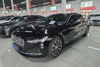沃尔沃S90 2024款 B5 智逸豪华版