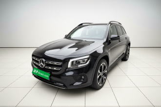 奔驰GLB 2023款 GLB 220 4MATIC