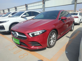 奔驰A级 2020款 改款 A 200 L 运动轿车动感型