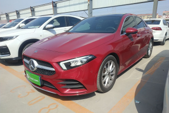 奔驰A级 2020款 改款 A 200 L 运动轿车动感型