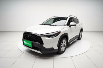 丰田 卡罗拉锐放 2022款 2.0L 精英版