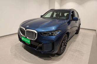 宝马X5 2023款 xDrive 40Li M运动曜夜套装