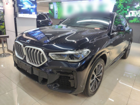 宝马X6 2022款 改款 xDrive40i M运动套装