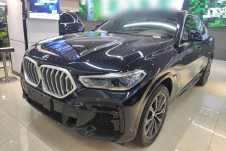 宝马X6 2022款 改款 xDrive40i M运动套装
