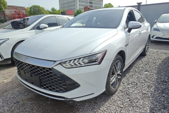 比亚迪 秦PLUS 2023款 冠军版 DM-i 120KM领先型