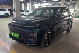 深蓝汽车 深蓝S09 2025款 后驱Ultra+