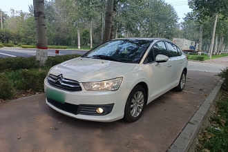 雪铁龙 世嘉 2013款 三厢 1.6L 手动品享型