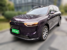 鸿蒙智行 问界M8 2025款 纯电 Max+ 五座长续航版