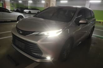 丰田 赛那SIENNA 2021款 2.5L混动 豪华版