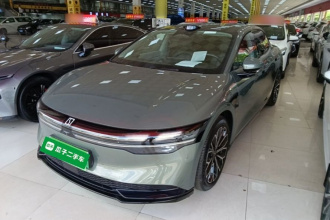 极氪007 2025款 长续航后驱智驾版 100kWh