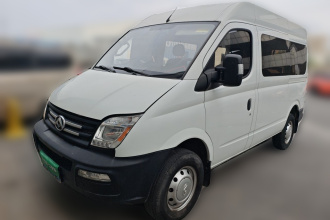 上汽大通MAXUS 新途V80 2019款 2.5T经典款6挡手动傲运通改款短轴中顶5/6座