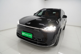 鸿蒙智行 问界M9 2024款 增程 Ultra版 52kWh 6座版