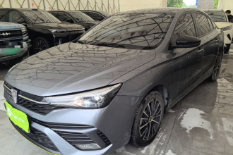 荣威i5 2021款 1.5L 手动铂金版