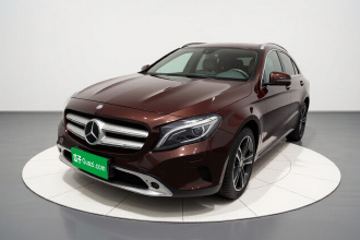 奔驰GLA 2015款 GLA 220 4MATIC 豪华型