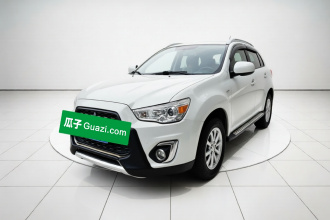 三菱 劲炫ASX 2013款 2.0L CVT两驱精英版