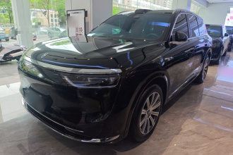 鸿蒙智行 问界M8 2025款 增程 Max+版 53.4kWh 6座版 (192线激光雷达）