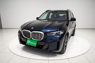 宝马X5 2023款 xDrive 30Li 尊享型M运动曜夜套装